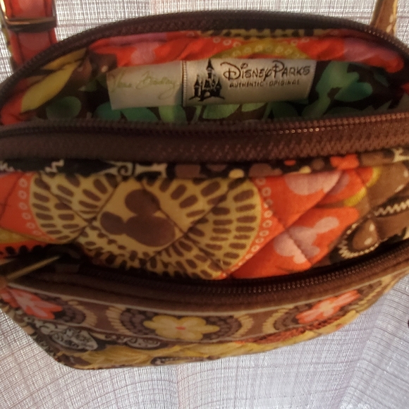 Vera Bradley Disney Cross Body - Picture 1 of 8